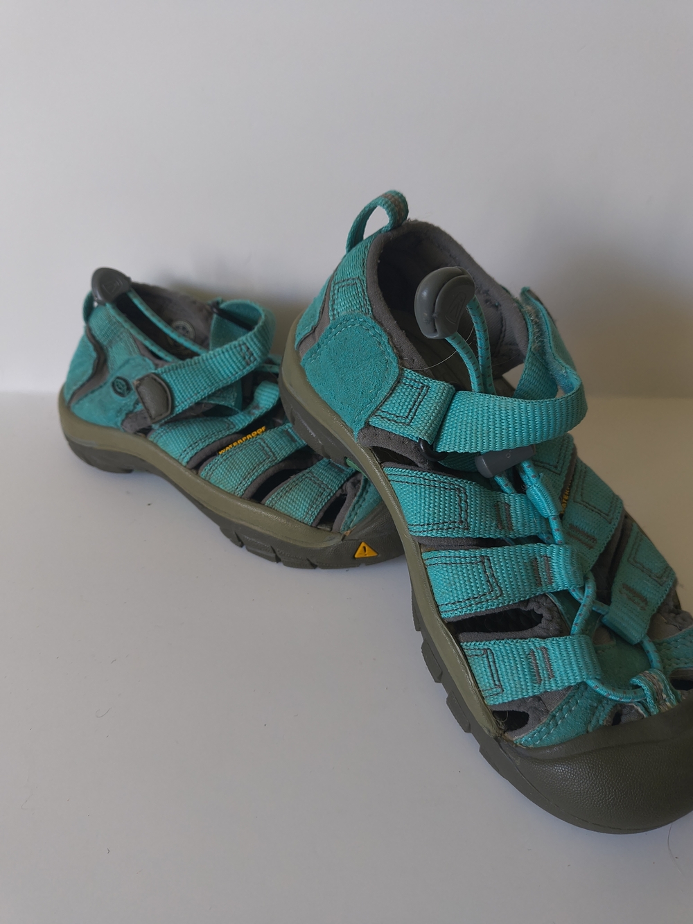 KEEN Kids' Teal Green Closed-Toe Sport Sandals